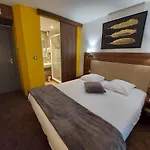 Hotel Contact Atoll 3*