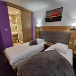 Hotel Contact Atoll Niort