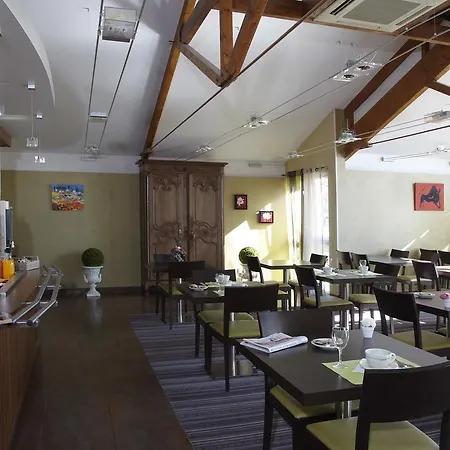 Contact Atoll Hotel