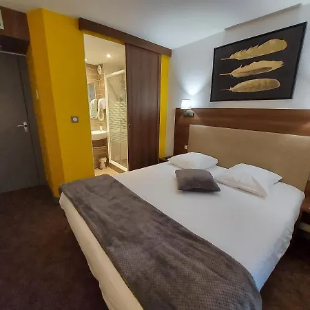 Hotel Contact Atoll 3*