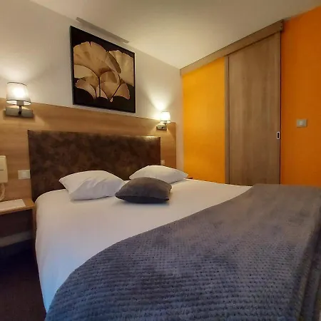 Contact Atoll Hotel