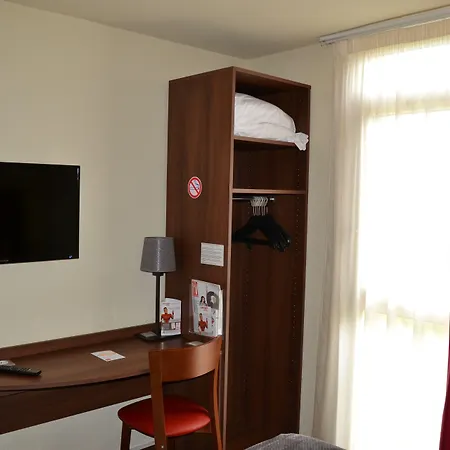 Hotel Contact Atoll 3*