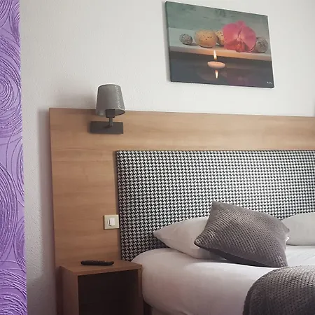 Contact Atoll Hotel 3*