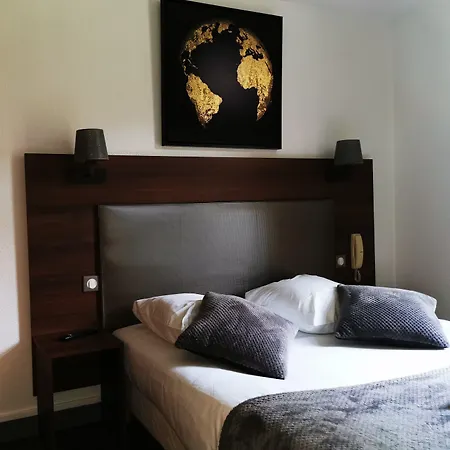 Contact Atoll 3* Niort