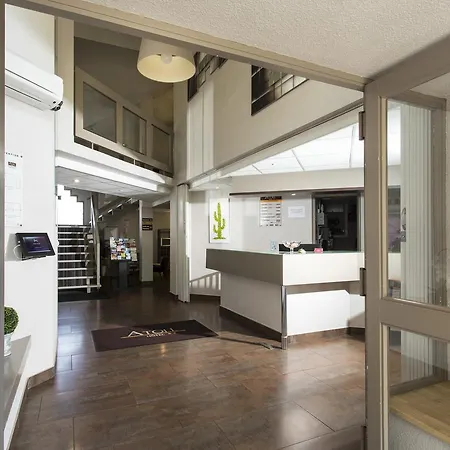 Contact Atoll Hotel Niort