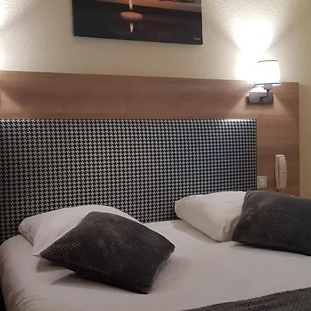 Hotel Contact Atoll 3*