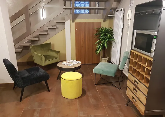 Contact Atoll Hotel Niort