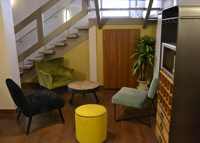 Hotel Contact Atoll 3*