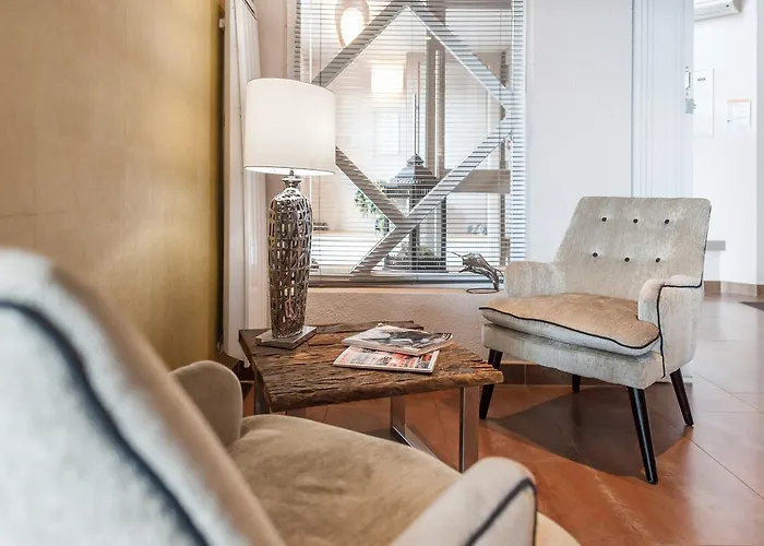 Contact Atoll 3* Niort