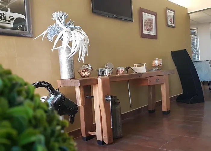 Contact Atoll Hotel 3*